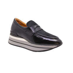 rosemetal mocassins