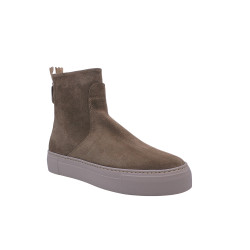 agl boots